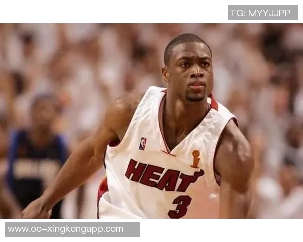 韦德高度评价亚历山大称其独特之处在于夺冠后仍持续自我提升