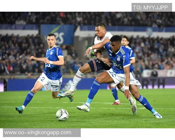 罗马备战欧联杯遭遇困境雅典体育场状况不佳多名主力球员缺阵 罗马备战欧联杯遭遇困境雅典体育场状况不佳多名主力球员缺阵