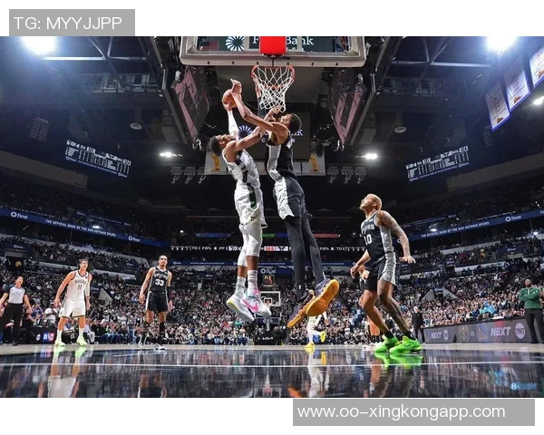 字母哥前场抢篮板未等犯规遭封盖最终绝杀瞬间令人唏嘘不已 字母哥前场抢篮板未等犯规遭封盖最终绝杀瞬间令人唏嘘不已